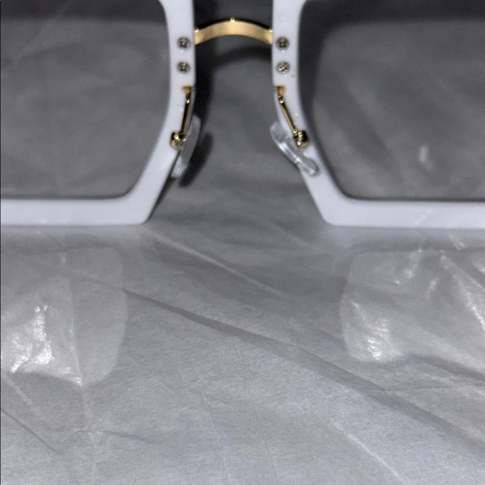 NWOT-White Square Frame Glasses - Picture 8 of 11